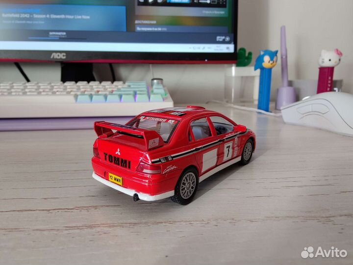 Модель Kinsmart Mitsubishi Lancer Evolution VII