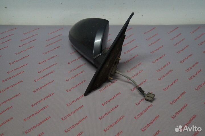 Nissan 96301-AU480 Зеркало правое