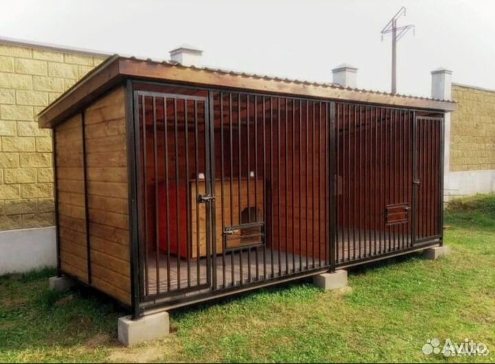 Вольер для собак деревянный