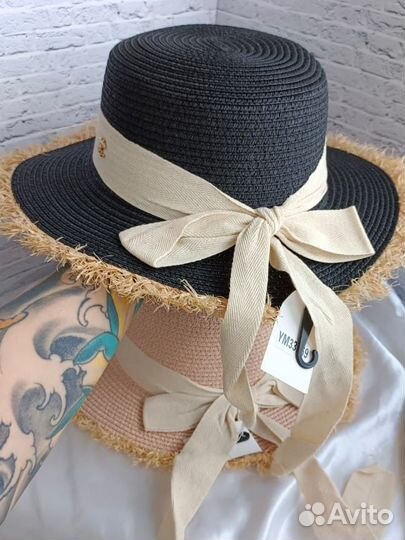 Соломенная шляпа Chanel с лентой