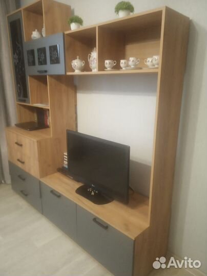 Стенка в гостиную