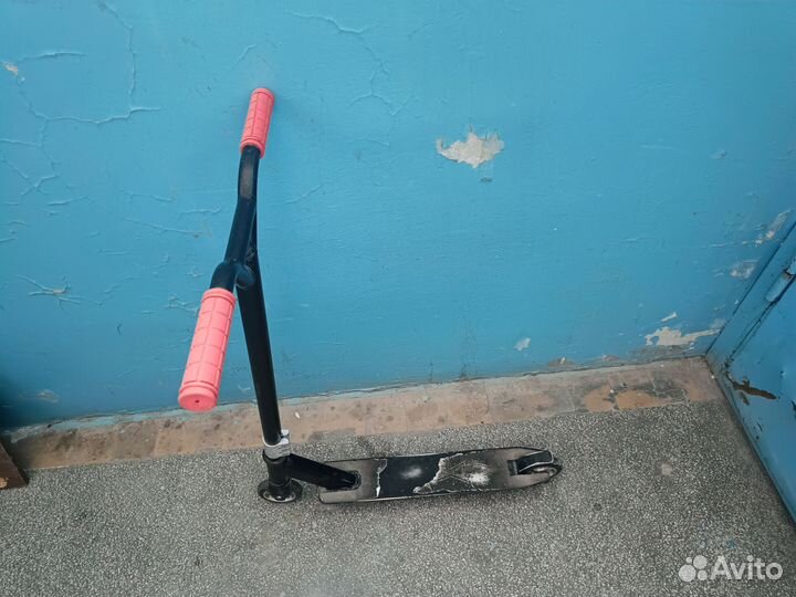 Трюковой самокат