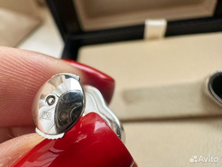 Золотые серьги Chopard. Happy Heart оникс