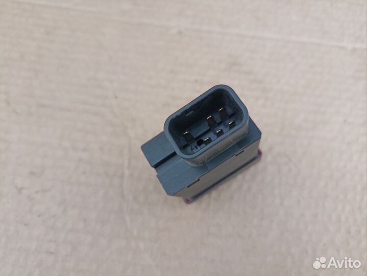 Кнопка Аварийки LADA Priora 2011