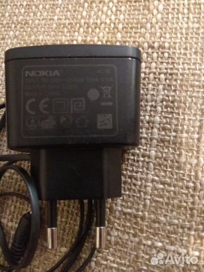 Зарядное устройство Nokia
