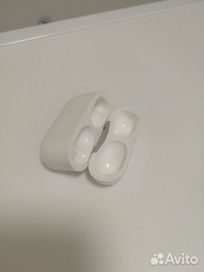 Зарядный футляр для airpods pro