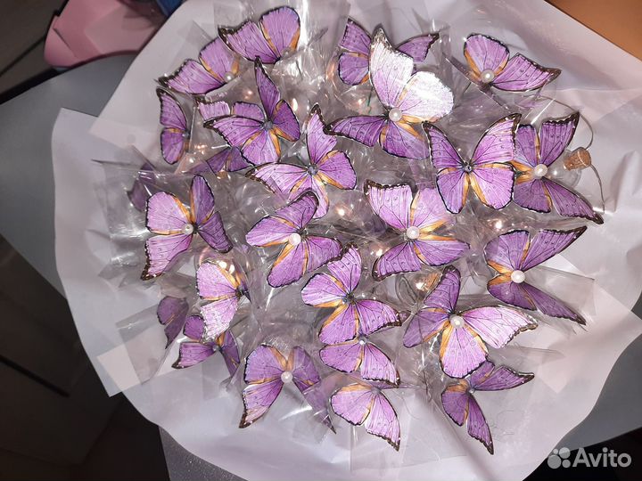 Букет из бабочек светящийся