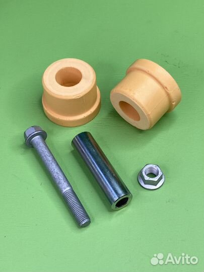 Р/к подвески кабины 1+2втулки+болт+гайка \MAN SEM9