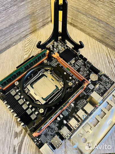 Комплект x99 2011-3 Xeon E5 2640v3 16gb DDR4