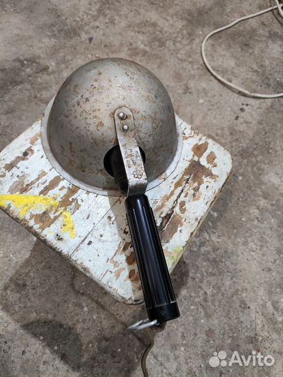 Фонарь переносной СССР 220В