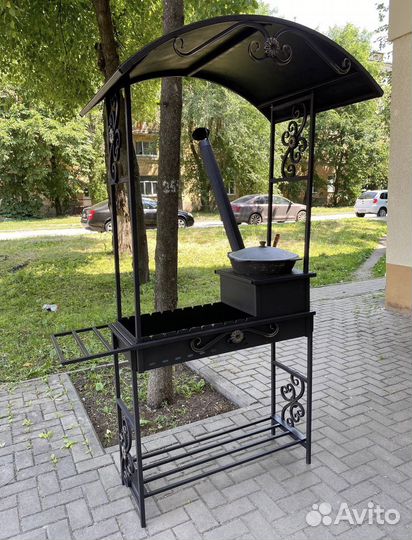 Мангал с печью под казан и крышей