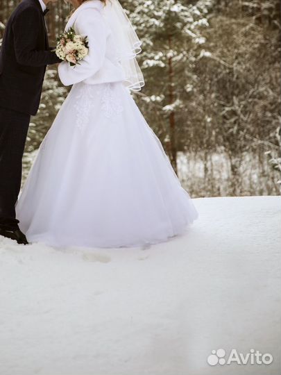 Свадебное платье