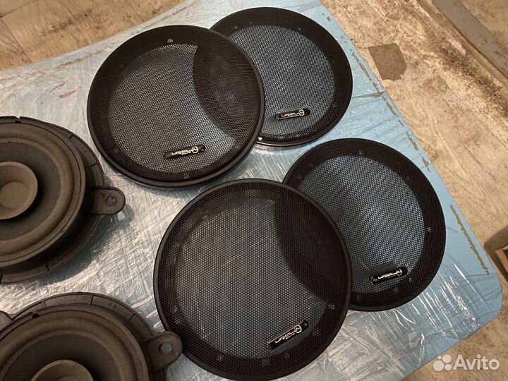 Родные динамики Renault Fluence + сетки Урал