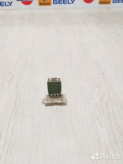 Резистор печки Реостат Renault largus