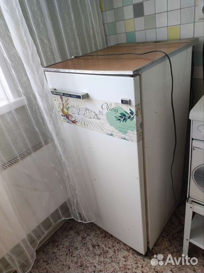 Холодильник бу маленький