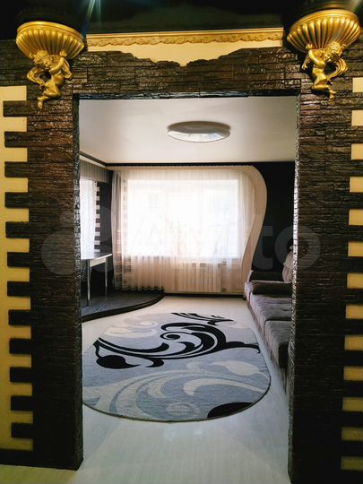 4-к. квартира, 76,9 м², 1/9 эт.