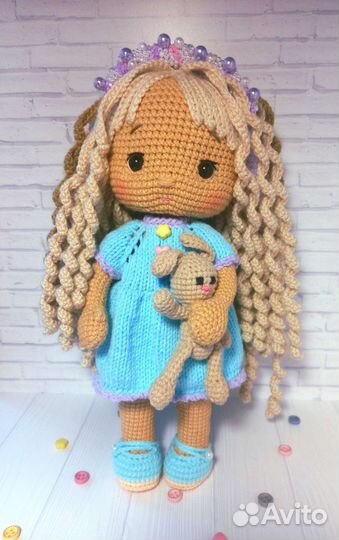 Вязаная кукла