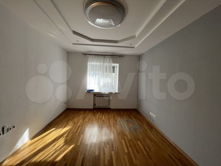 3-к. квартира, 96 м², 5/6 эт.