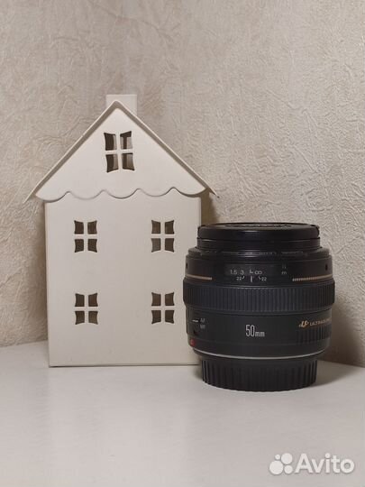 Объектив Canon EF 50mm f/1.4 USM Идеал