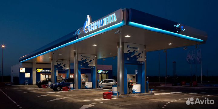 Заправщик на АЗС 201