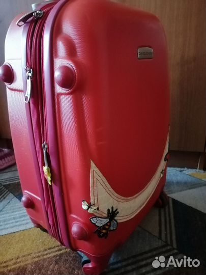 Чемодан на колесах