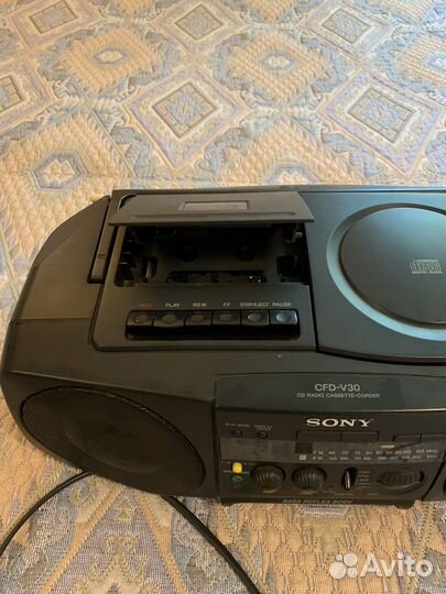 Музыкальный центр sony