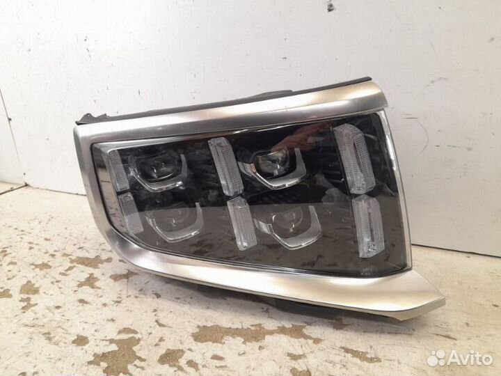 Фара правая Kia Mohave 2 2020-2022