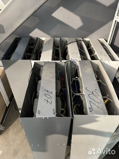 Корпус с разделенными потоками на 6 карт