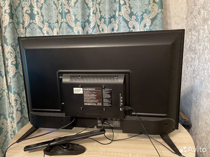 Телевизор daewoo 32 Lcd tv