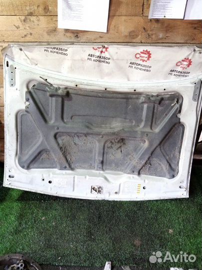 Капот Suzuki Escudo G16A