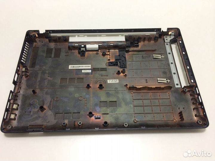 Поддон ноутбука Medion E6232