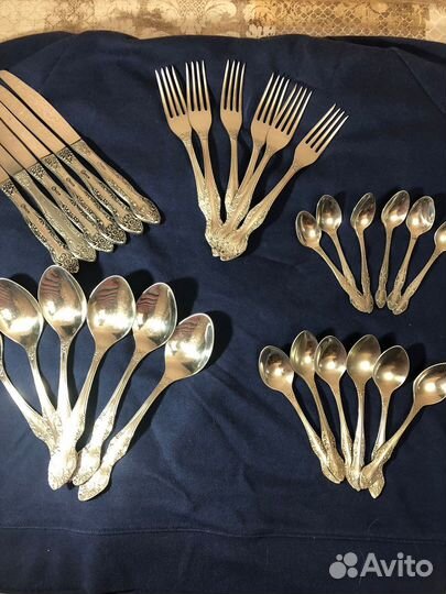 Новый набор столовых приборов