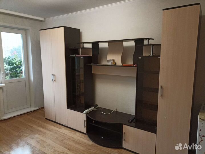 Стенка в гостиную