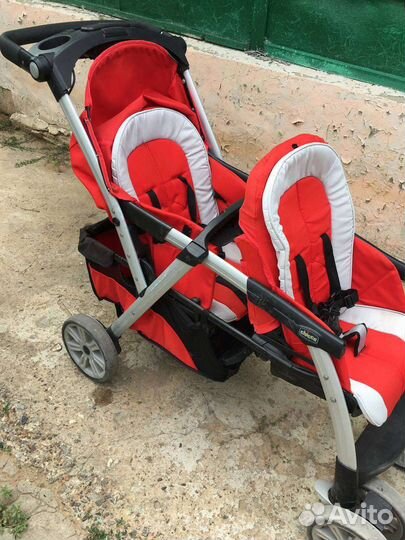 Прогулочная коляска для двойни или погодок