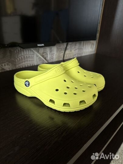 Crocs