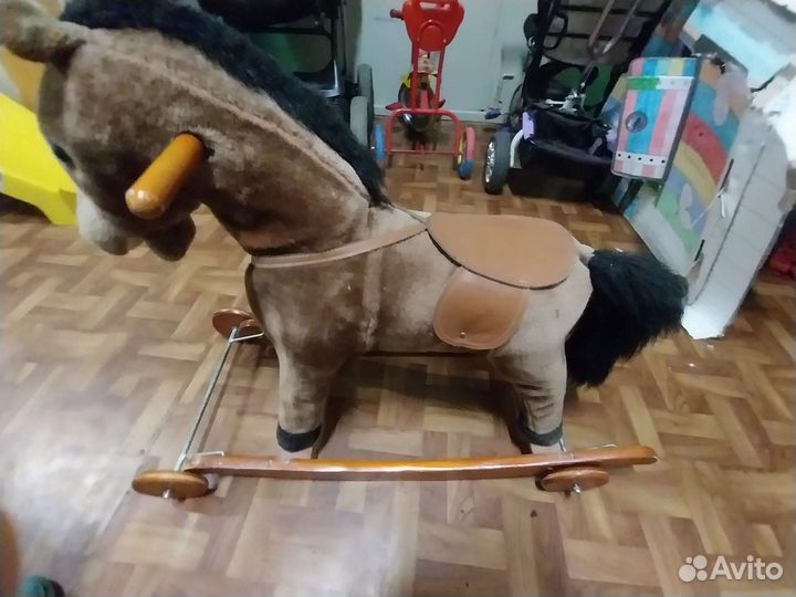 Качалка лошадь