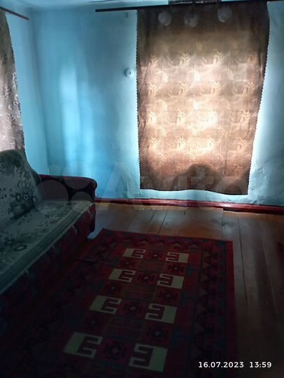 Дом 28 м² на участке 10 сот.