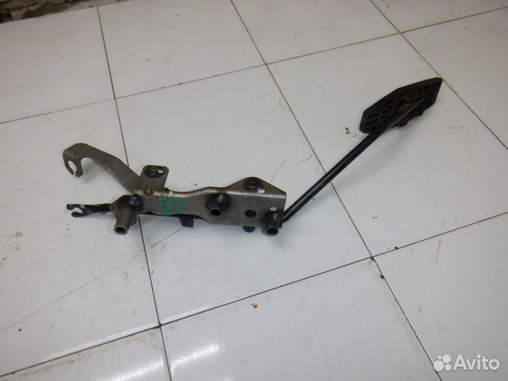 Педаль газа Mazda 323 BJ