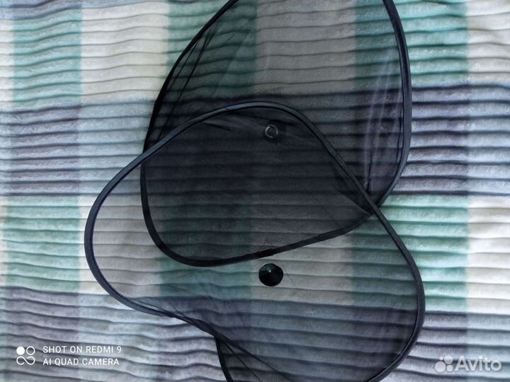 Солнцезащитная шторка на лобовое стекло