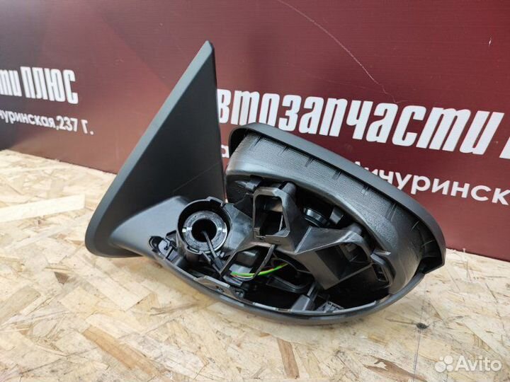 Зеркало заднего вида боковое левое Renault Duster