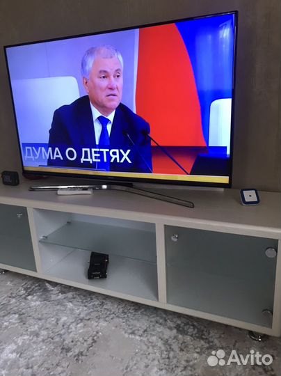 Телевизор SMART tv samsung