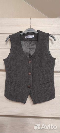 Жилет школьный для девочки 146 рост