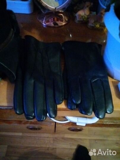 Перчатки