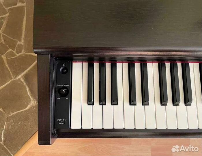 Цифровое пианино Yamaha Arius YDP-144 R