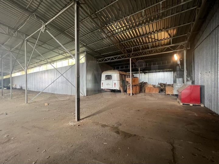 Складская баз, производство 5000м² + 3000м2