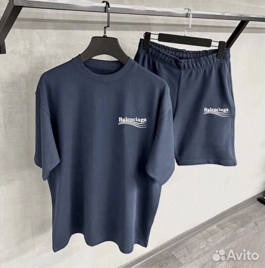 Костюм balenciaga