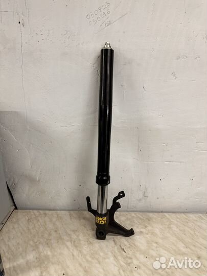 Yamaha r1 2009-2014 вилка левая