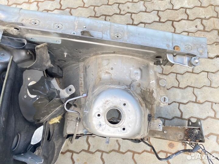 Лонжерон лев. Mercedes-benz M-class, Ml350