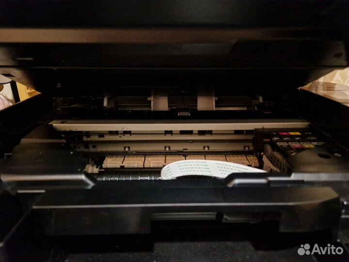 Цветной струйный принтер