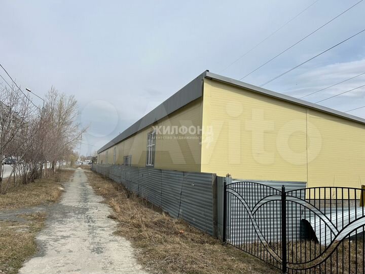 Продам помещение свободного назначения, 868 м²